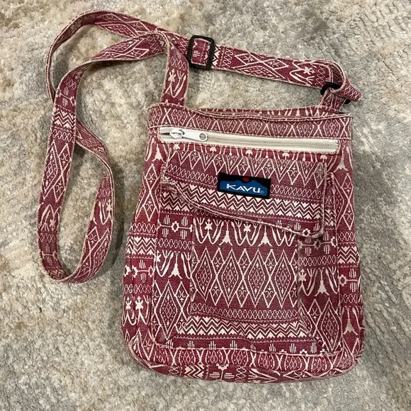 Kavu Crossbody Bag Purse Adjustable Strap Pink & White - Picture 1 of 9